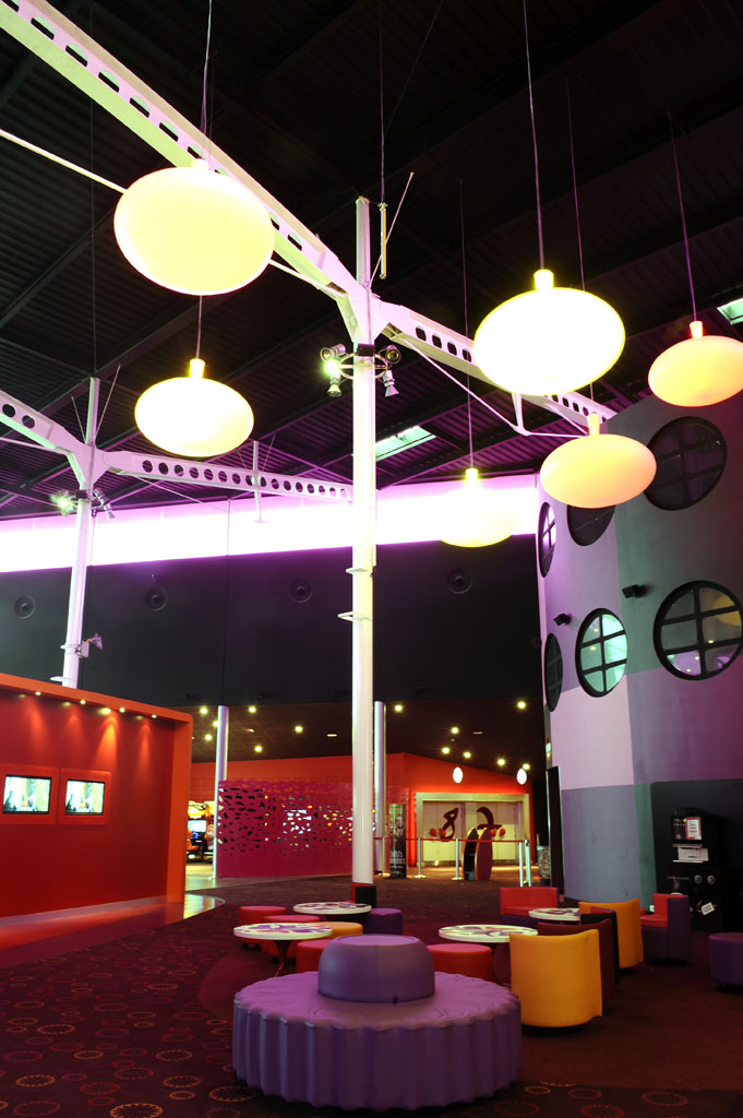 Gaumont Multiplexe Montpellier Deco Lacroix Dec 2010